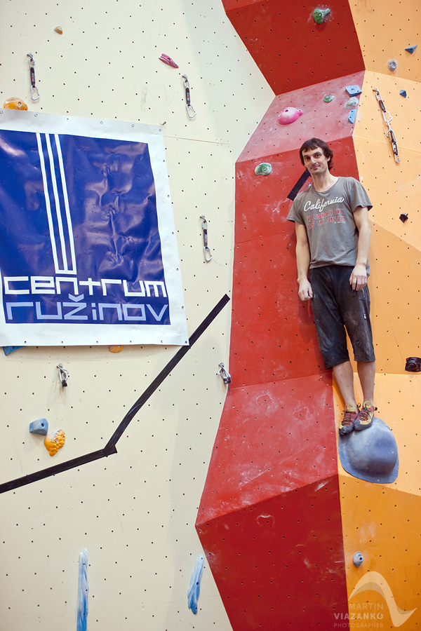vertigo, open, lezecke, centrum, boulder, bouldering, umela, stena, boulder, pretek